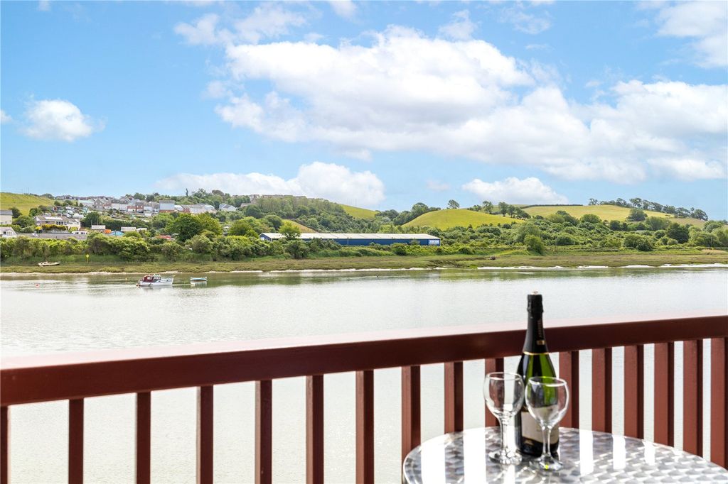Additional image 12 of 3 bed flat for saleNew Road, Bideford, Devon EX39