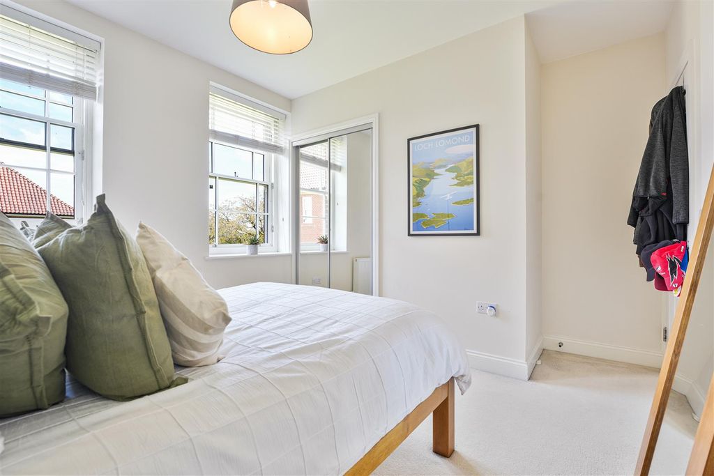 Additional image 14 of 3 bed terraced house for saleRobertson Drive, Lanark ML11