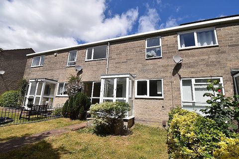 Cheltenham Close, Exwick, Exeter EX4