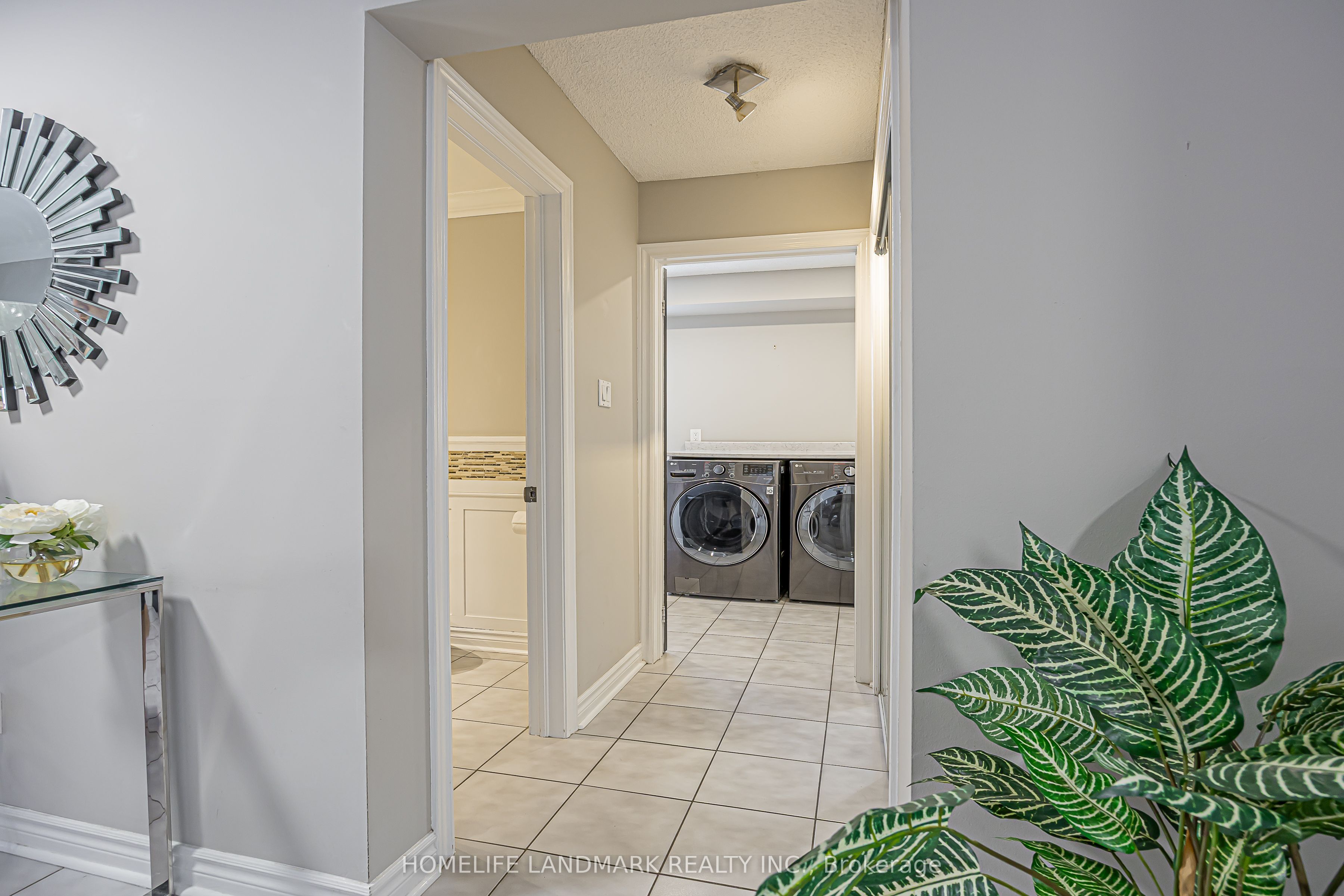 Additional image 3 of 246 Jelley Avenue, Newmarket, ON, L3X 1S6
