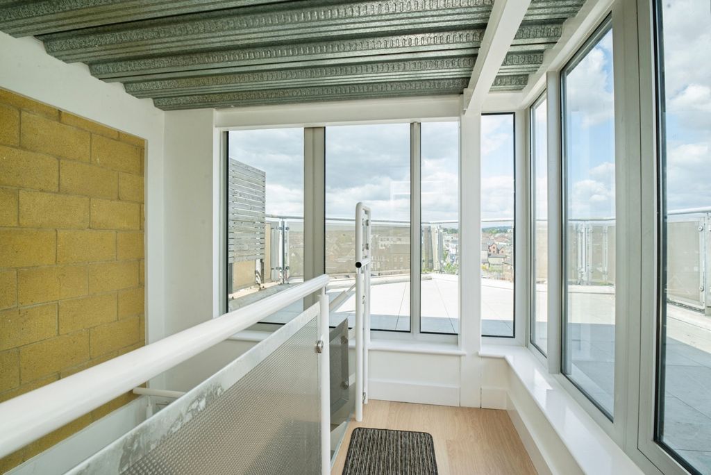 Additional image 7 of 2 bed flat for saleCrwys Road, Cardiff CF24