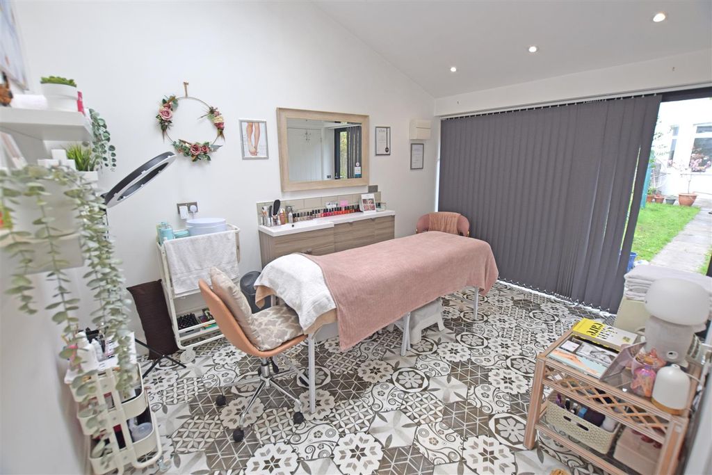 Additional image 16 of 3 bed terraced house for saleSoberton Avenue, Heath, Cardiff CF14