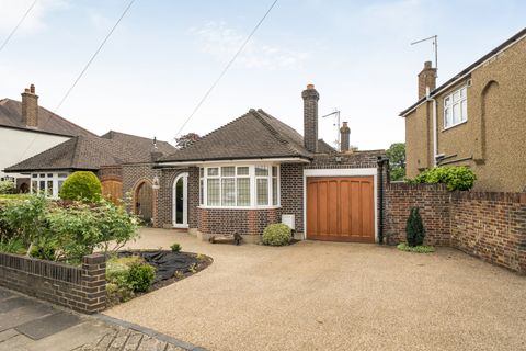 Westholme Gardens, Ruislip, Middlesex HA4