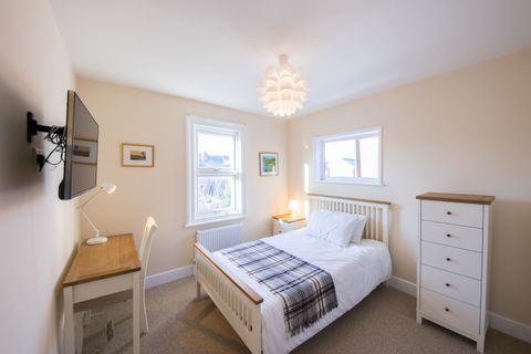 Caversham Road, Reading RG1, Room to rent
