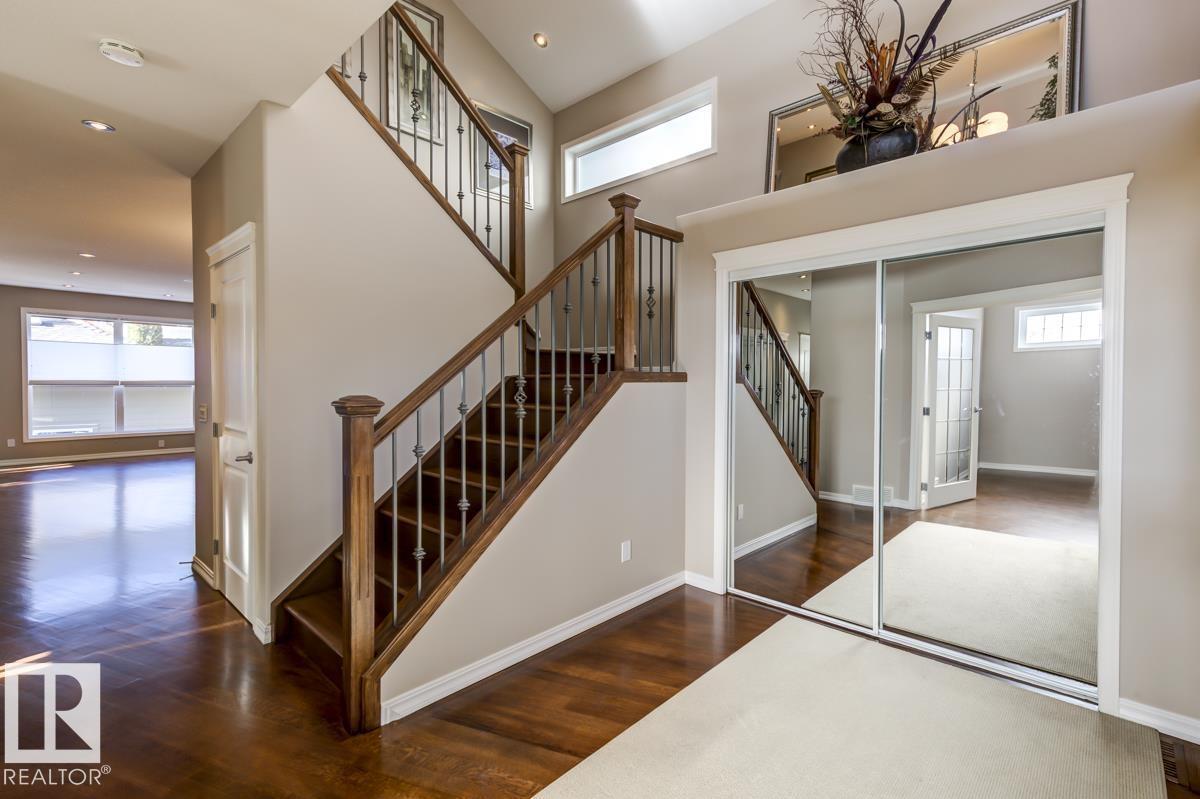 Additional image 2 of 11122 52 Street NW, Edmonton, AB, T5W3B7