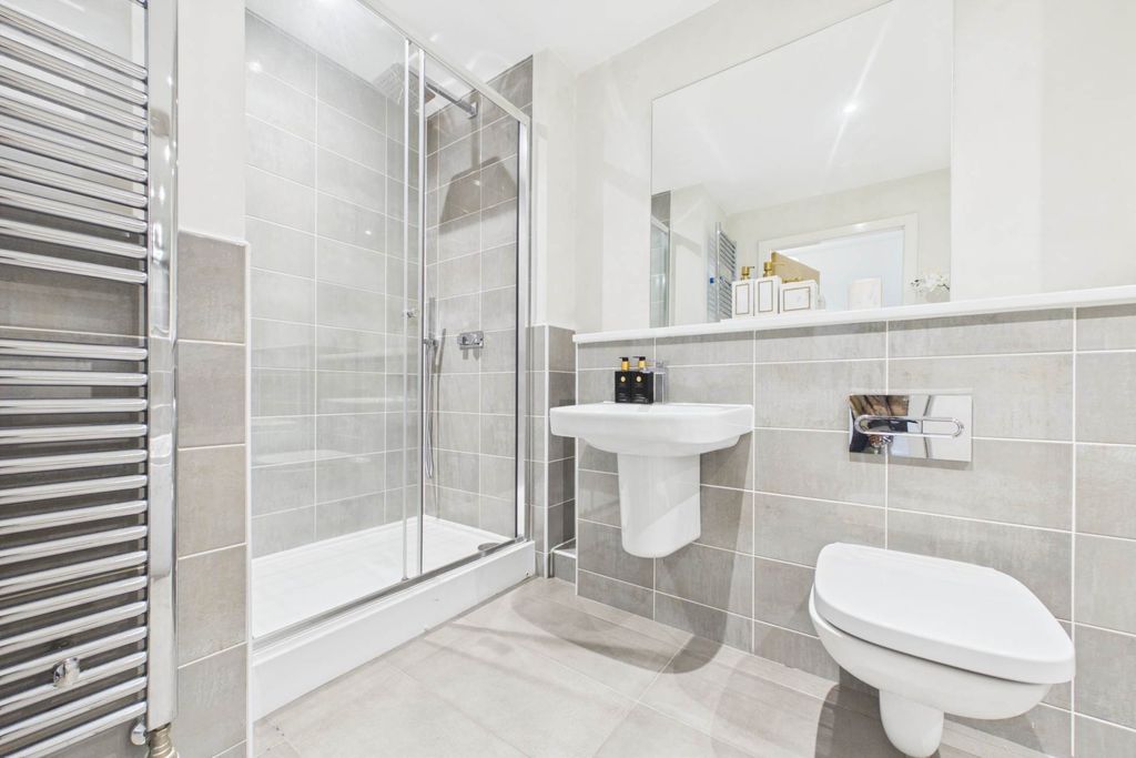 Additional image 15 of 1 bed flat for saleHollybush Lane, Port Glasgow PA14