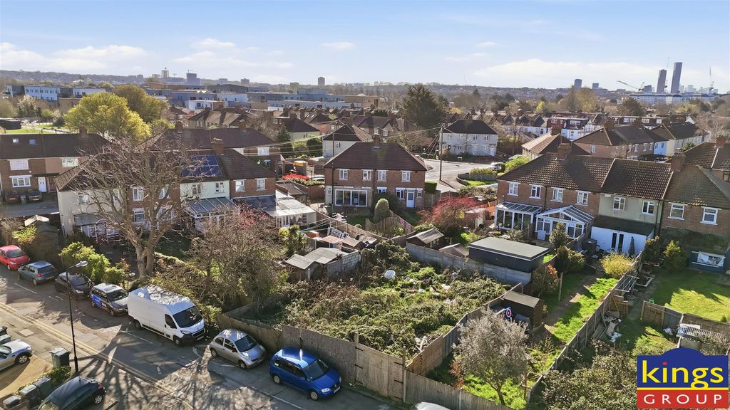 Land for saleAscham End, London E17 photo 3