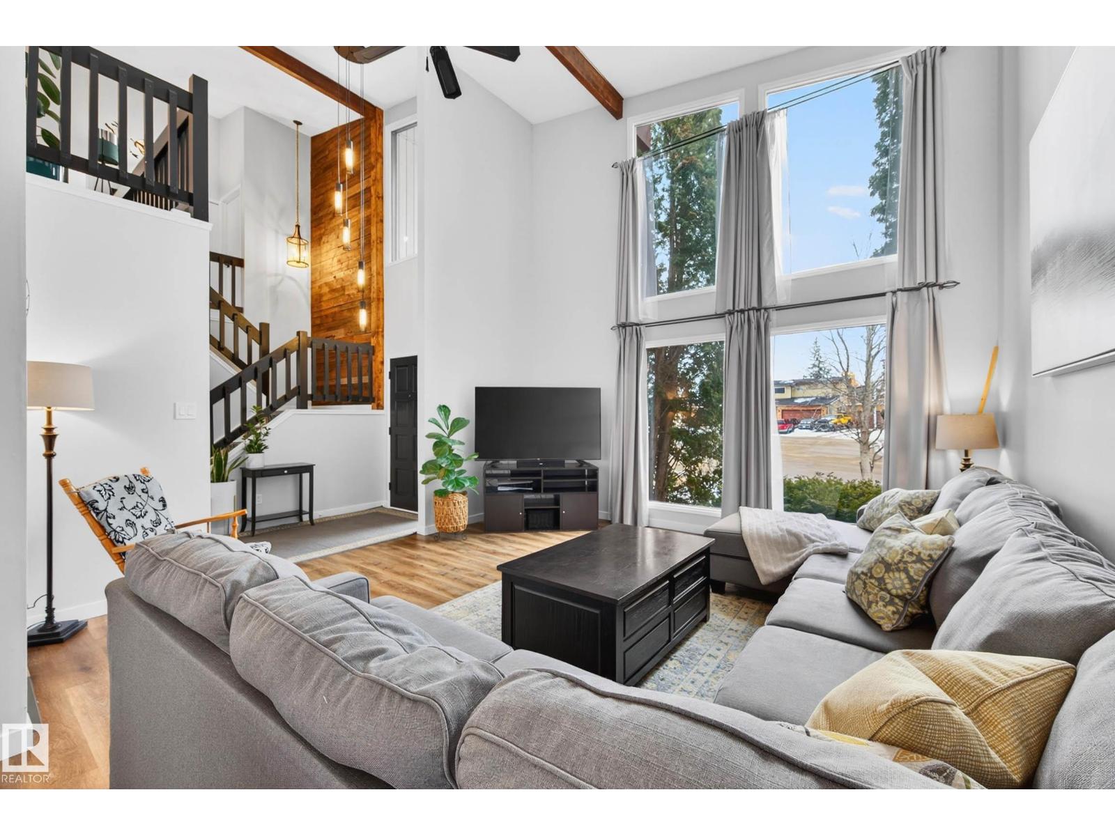 Additional image 3 of 6118 37a Avenue NW, Edmonton, AB, T6L1H4