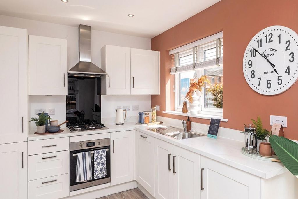 Additional image 2 of 1 bed flat for sale"Juniper House - 1 Bed Flat" at Newland Avenue, Bishop's Stortford CM23