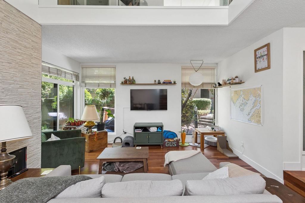 Additional image 2 of 4430 Yew Street, Vancouver, BC, V6L 3C8