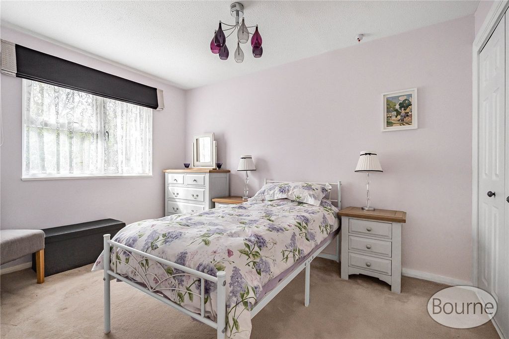 Additional image 6 of 2 bed bungalow for saleBainton Mead, Goldsworth Park, Woking, Surrey GU21