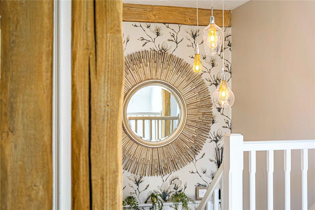 Additional image 22 of 5 bed detached house for saleCastle Gateway, Berkhamsted, Hertfordshire HP4
