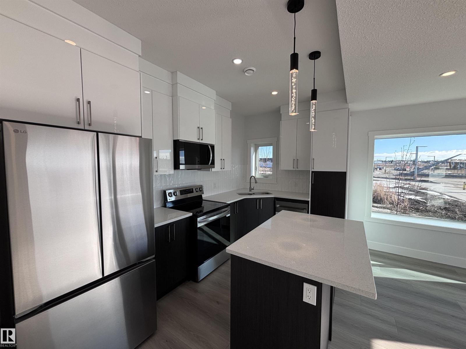 Additional image 6 of 2740 Blatchford Road NW, Edmonton, AB, T5G0W6