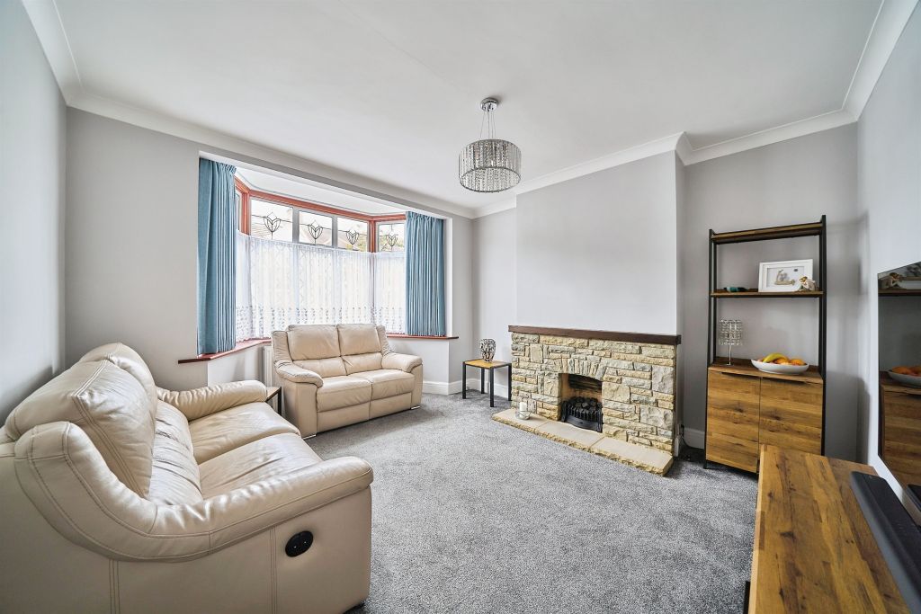 Additional image 2 of 3 bed terraced house for saleBeccles Drive, Barking IG11