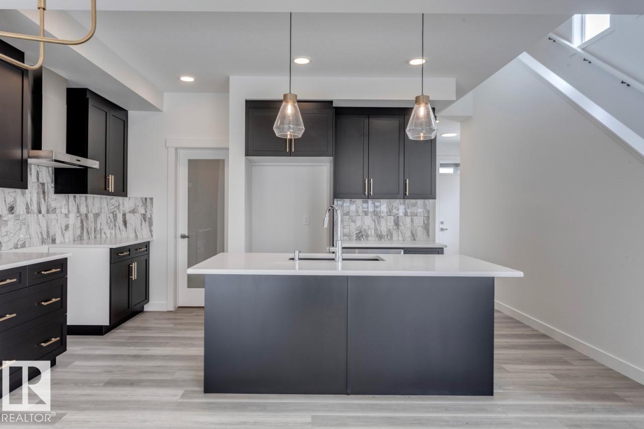 Additional image 3 of 1835 188 Street NW, Edmonton, AB, T6T2M9