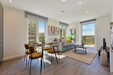Wolff House, Ridgeway Views, London NW7, London