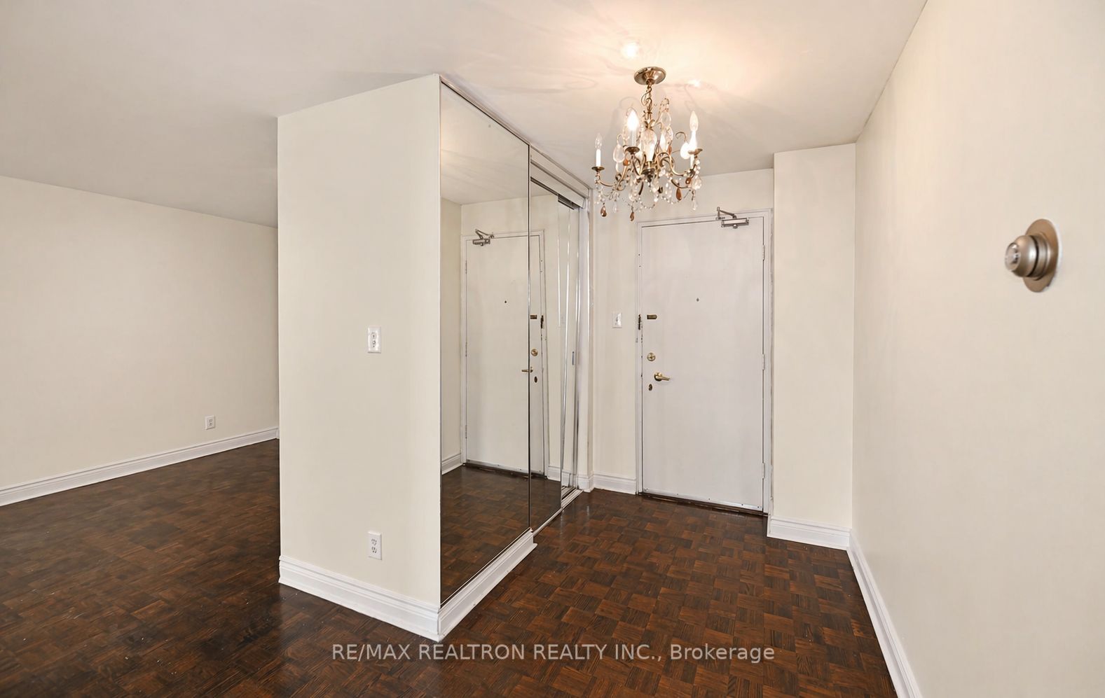 Additional image 3 of 501-581 Avenue Road, Toronto, ON, M4V 2K4