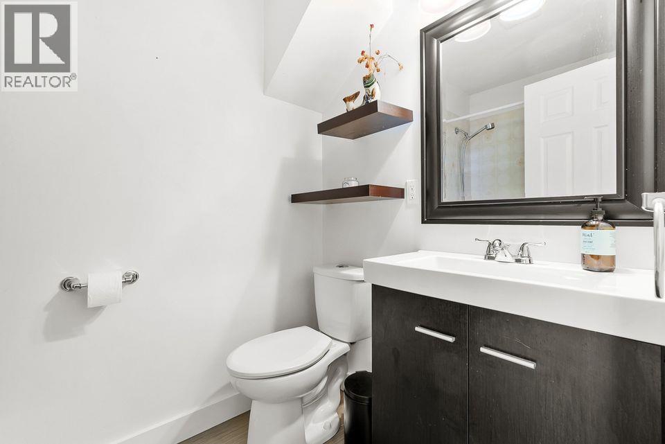 Additional image 5 of 304-3155 Gordon Drive, Kelowna, BC, V1W3N6