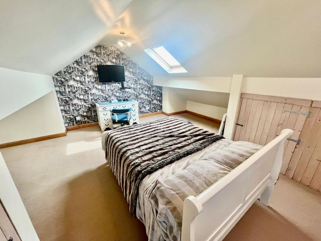 Additional image 26 of 4 bed semi-detached house for saleSandhurst Avenue Lytham St. Annes, Lancashire FY8