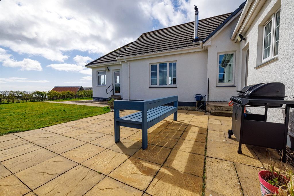 Additional image 10 of 4 bed bungalow for saleGlenesk, Campbeltown, Argyll And Bute PA28