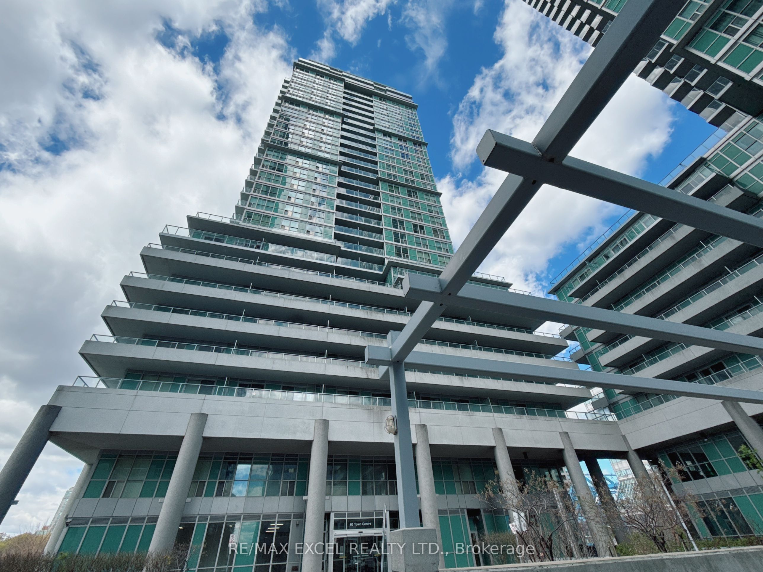 1207-60 Town Centre Court, Toronto, ON, M1P 4Y7