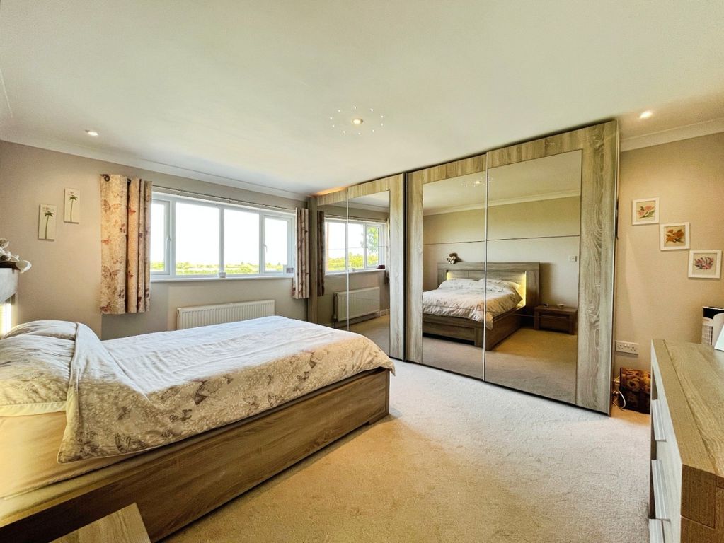 Additional image 12 of 4 bed detached house for saleFerry Road, Barrow Haven, Barrow-Upon-Humber DN19