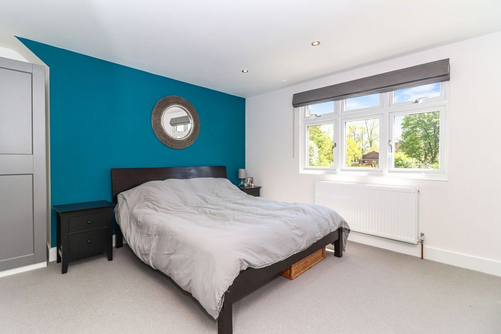 Additional image 12 of 5 bed property for saleAbbots Road, Abbots Langley WD5