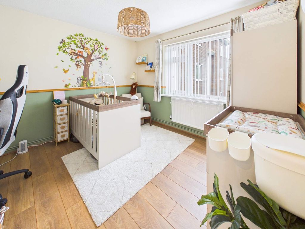 Additional image 4 of 2 bed flat for saleLlanishen Court, Llanishen, Cardiff. CF14