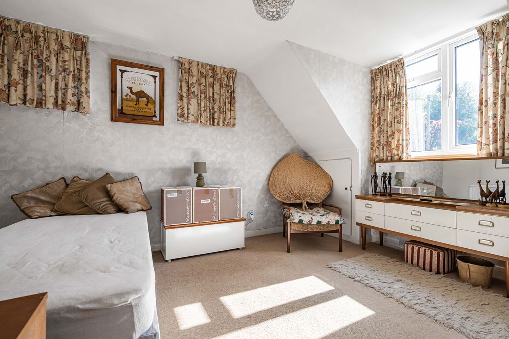 Additional image 9 of 3 bed detached house for saleCedar Way, Berkhamsted HP4
