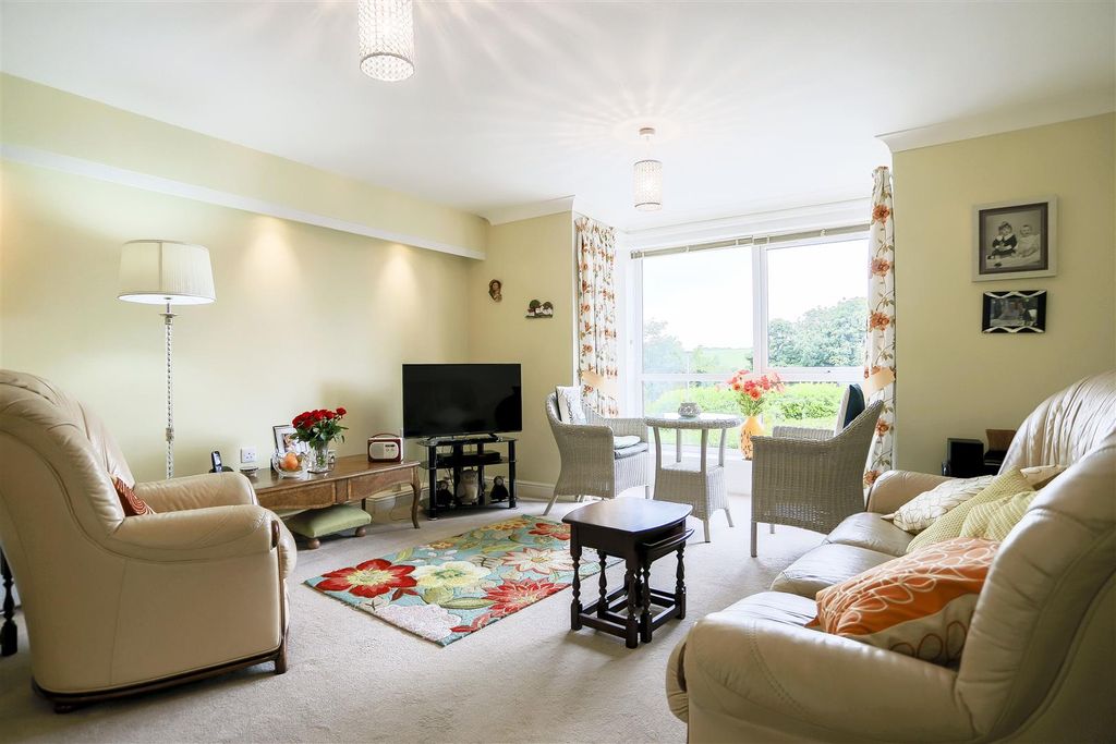 2 bed flat for saleLarmenier Retirement Village, Preston New Road, Blackburn BB2