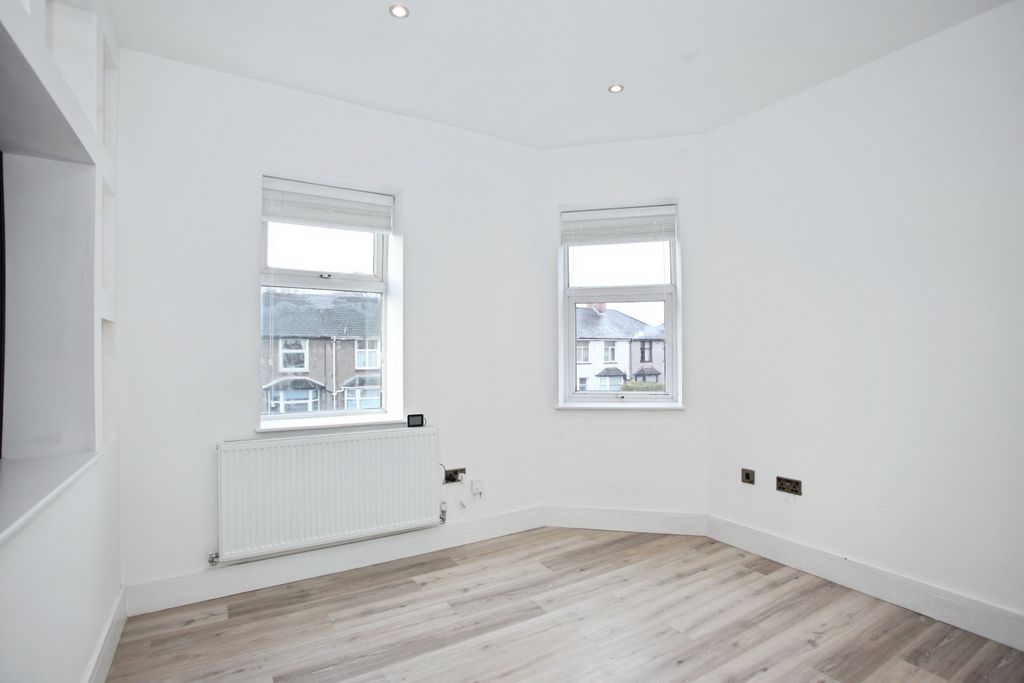 Additional image 10 of 2 bed flat for saleMalpas Road, Newport NP20