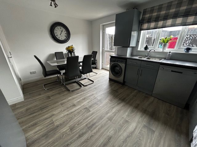 Additional image 12 of 4 bed town house for saleDalwhinnie Place, Airdrie, North Lanarkshire ML6