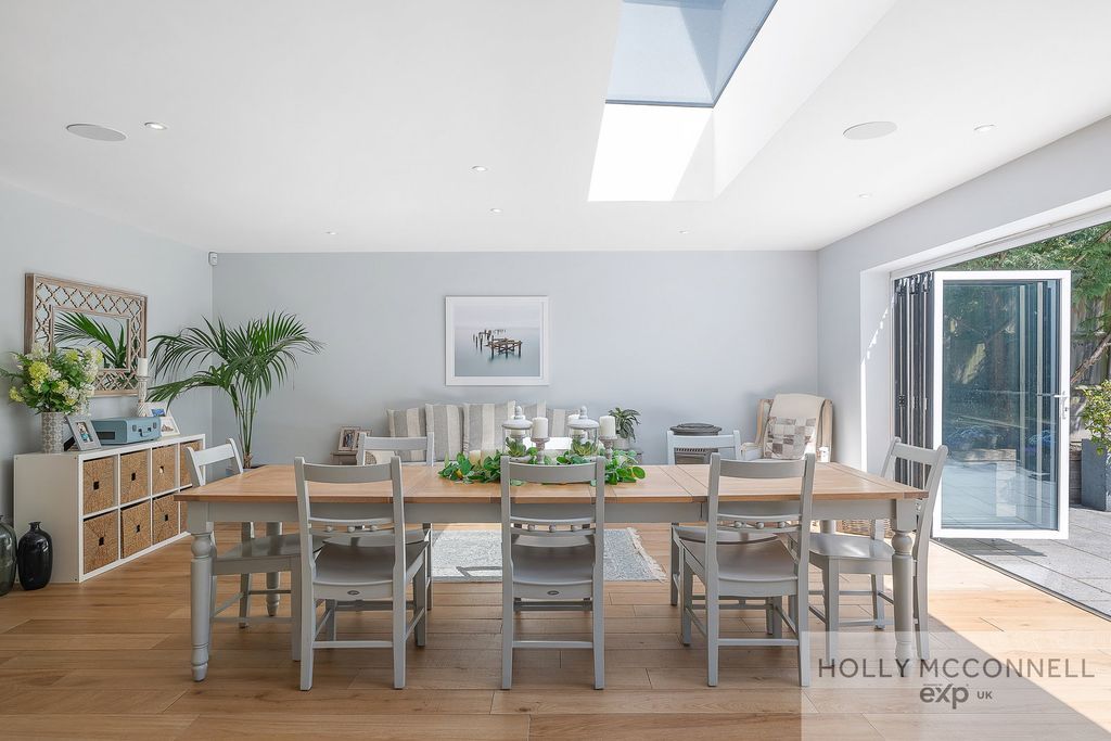 Additional image 11 of 6 bed detached house for saleBird In Hand Lane, Bromley BR1