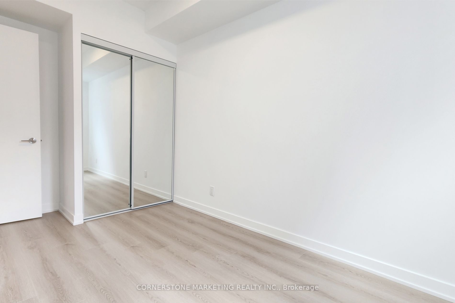 Additional image 4 of 303-100 Queen Street E, Toronto, ON, M5C 0B5