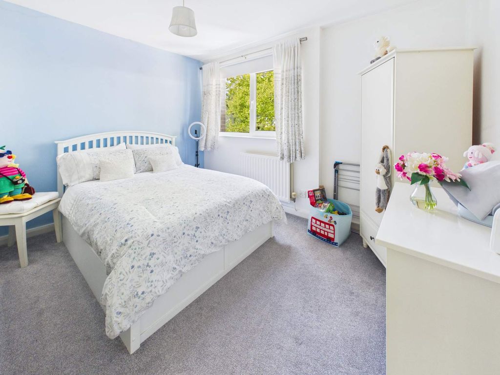 Additional image 4 of 2 bed flat for saleLynwood Court, Drysgol Road, Radyr, Cardiff. CF15