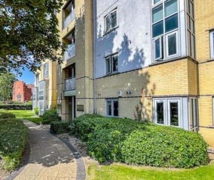 Kings Road, Reading RG1