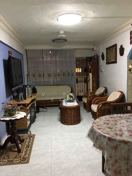 625 Hougang Avenue 8