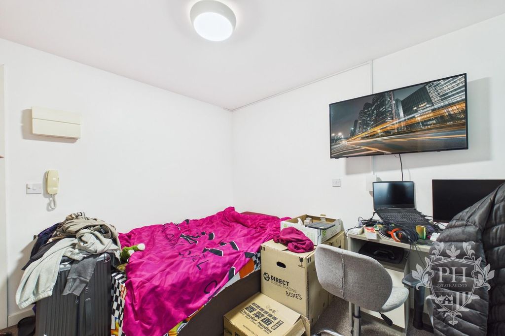 Studio for saleCorporation Road, Middlesbrough TS1 photo 2