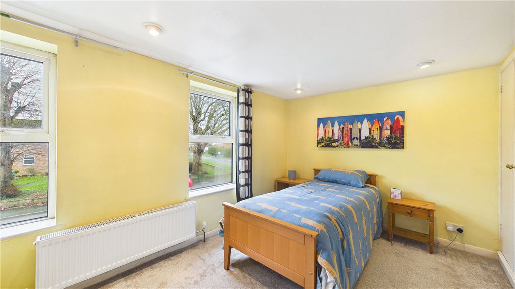 Additional image 7 of 3 bed end terrace house for saleHorsell, Surrey GU21