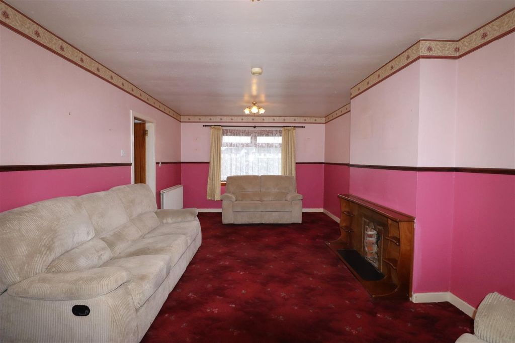 Additional image 5 of 3 bed semi-detached house for sale5 Kilmuir Road, Inverness IV3
