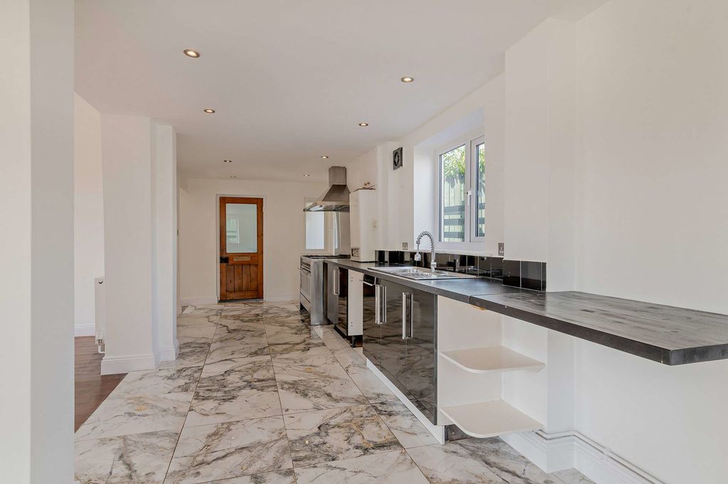 Additional image 7 of 3 bed semi-detached house for saleMonnow View, Osbaston, Monmouth NP25