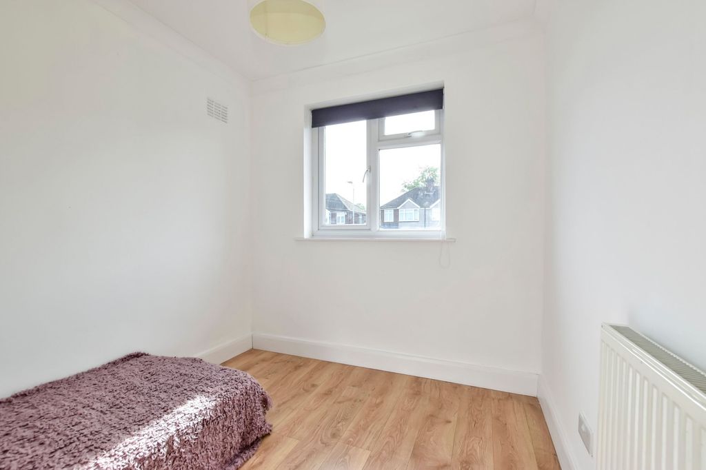 Additional image 22 of 4 bed semi-detached house for saleTibbs Hill Road, Abbots Langley WD5