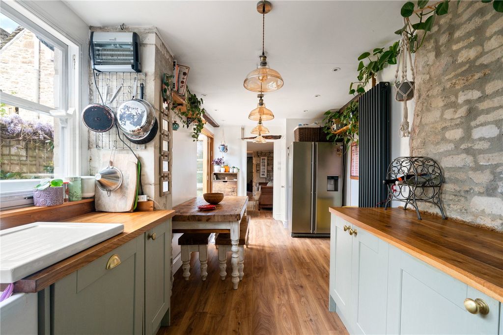 Additional image 2 of 4 bed terraced house for saleSilver Street, Bradford On Avon BA15
