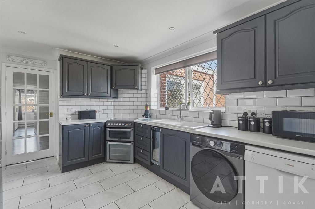 Additional image 12 of 4 bed detached bungalow for saleSt. Michaels Way, Wenhaston, Halesworth IP19