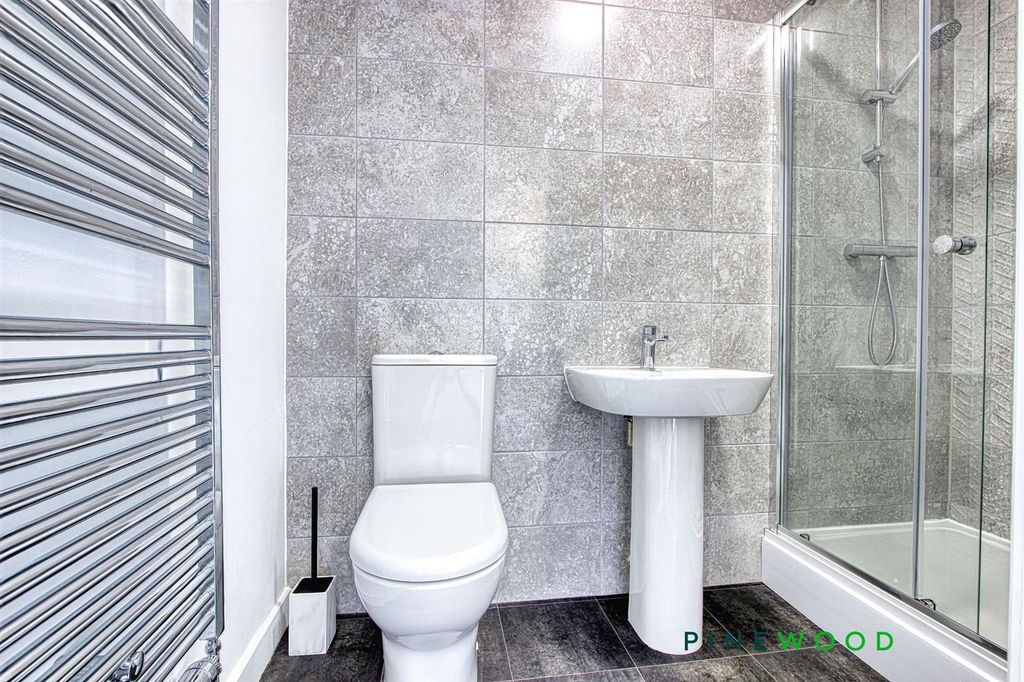 Additional image 12 of 2 bed flat for saleLaver Drive, Chesterfield S41