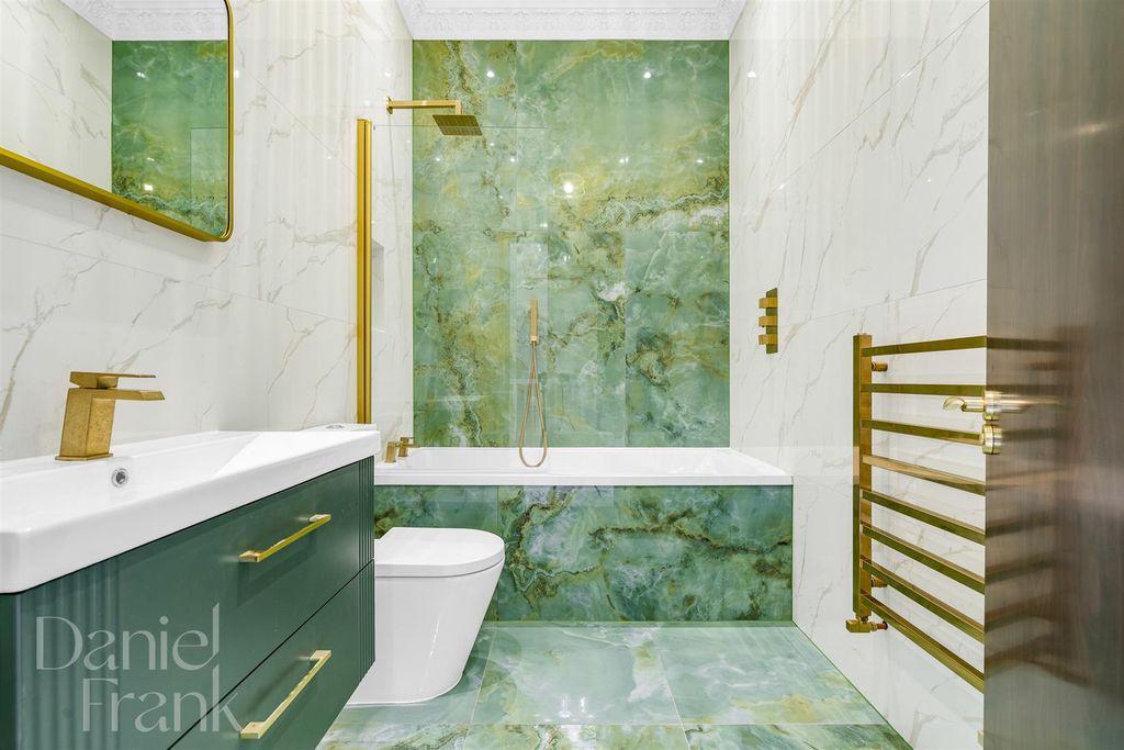 Additional image 28 of 5 bed semi-detached house for salePalmerston Road, Buckhurst Hill IG9
