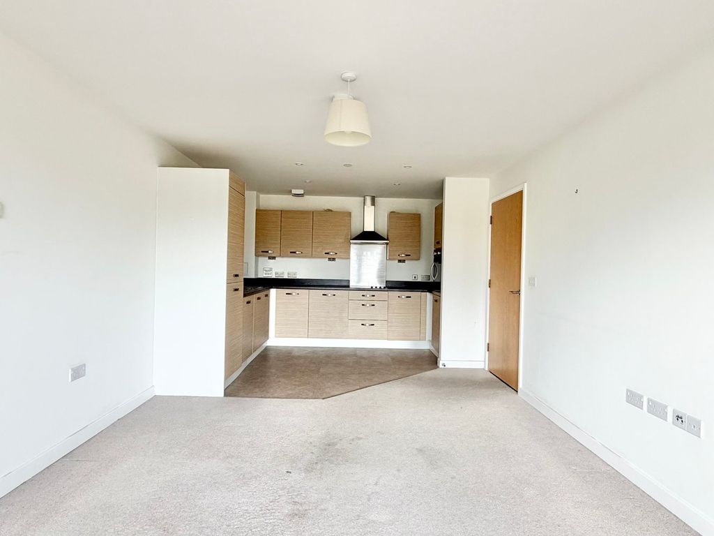 Additional image 7 of 2 bed flat for saleBuxton Drive, Bexhill-On-Sea TN39