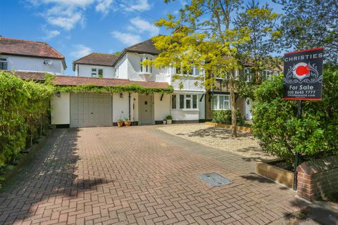 Fairway, Carshalton SM5