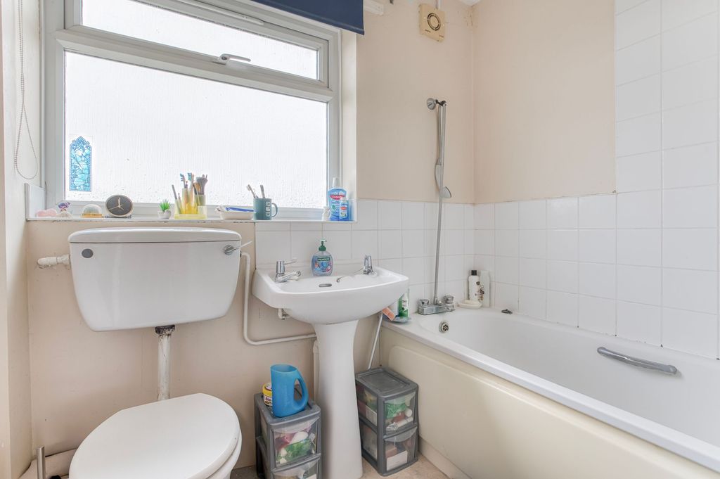 Additional image 7 of 1 bed flat for saleJennings Way, Diss IP22