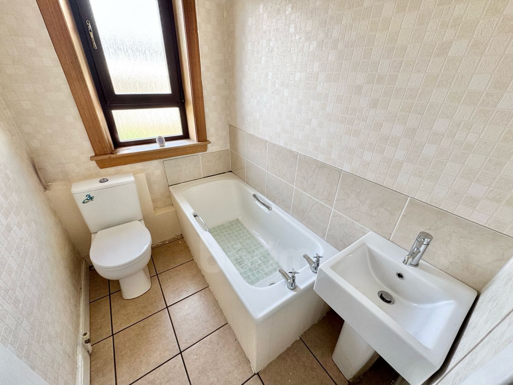 Additional image 16 of 2 bed flat for saleLadyford Avenue, Kilwinning KA13